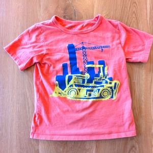Girls T-shirt size 5T